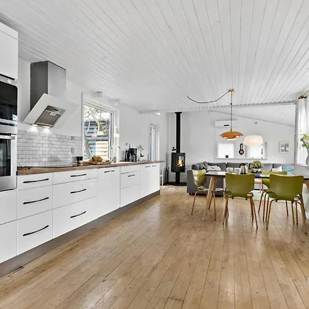 Cozy In With Kitchen Ebeltoft